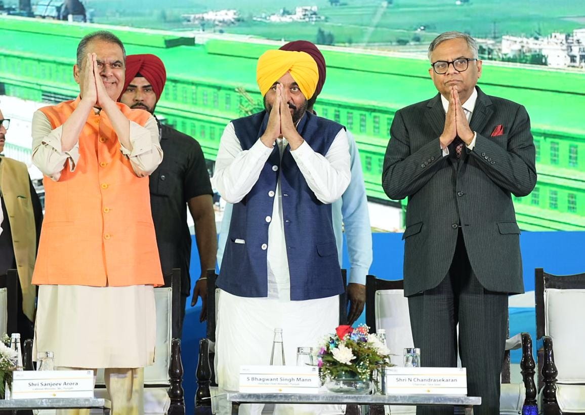 मंत्री संजीव अरोड़ा: पंजाब में औद्योगिक विकास का नया अध्याय - लुधियाना में टाटा स्टील प्लांट का उद्घाटन, हलवारा एयरपोर्ट जल्द शुरू होगा