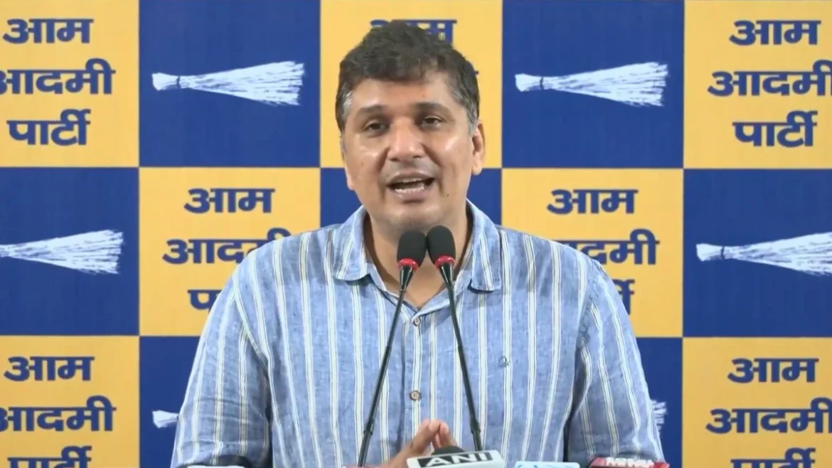 दिल्ली के प्राइवेट स्कूल विवाद: सौरभ भारद्वाज ने कहा– अभिभावकों को धमकी, रिजल्ट रोकने का मामला गंभीर