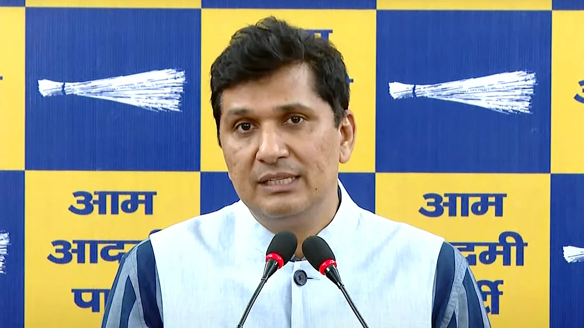 पालम अग्निकांड: 9 लोगों की मौत पर सवाल उठाए गए, मंत्री और CM की जांच रिपोर्ट पर विवाद