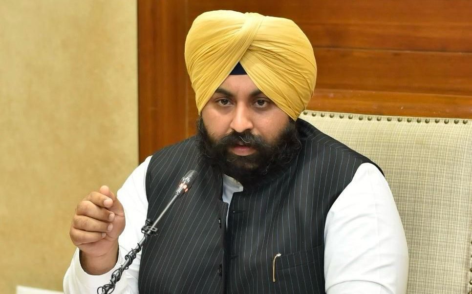 भगवंत मान सरकार: पंजाब के सभी सरकारी प्राथमिक स्कूलों में 7.5 लाख बच्चों के लिए ‘खेल पिटारा’ किट, 9.3 करोड़ रुपये का निवेश