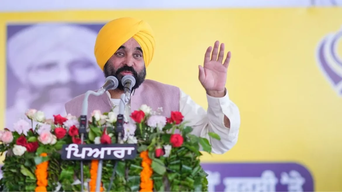 मुख्यमंत्री भगवंत मान ने शहीदों को श्रद्धांजलि अर्पित की, खटकर कलां में आयोजित राज्य स्तरीय कार्यक्रम में किया संबोधन