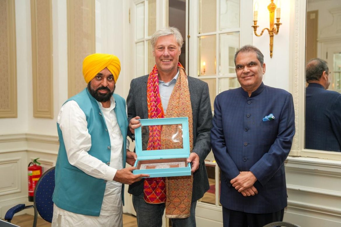 पंजाब में खेल संस्कृति को बढ़ावा देने की दिशा में बड़ा कदम: मुख्यमंत्री भगवंत सिंह मान की फ्लोरिस जान बोवेलैंडर से मुलाकात