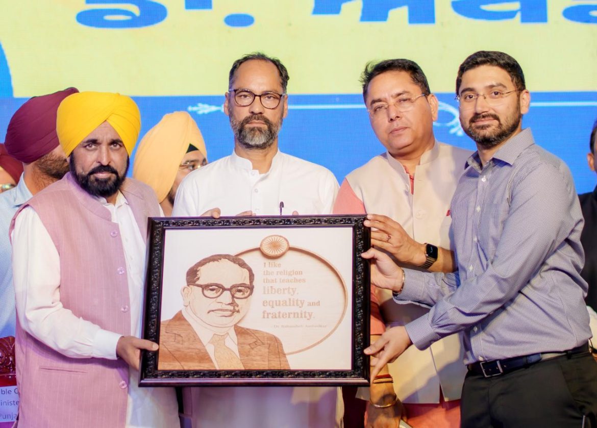 पंजाब में ‘मांवा-धियां सत्कार योजना’ की शुरुआत, महिलाओं को हर महीने ₹1000–₹1500 की आर्थिक सहायता