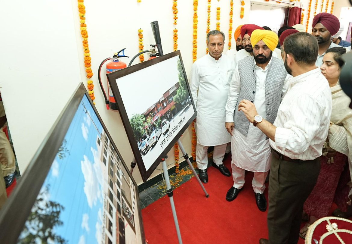 तख्त श्री दमदमा साहिब पर मत्था टेकने के बाद मुख्यमंत्री भगवंत सिंह मान ने उप-मंडलीय परिसर का किया उद्घाटन