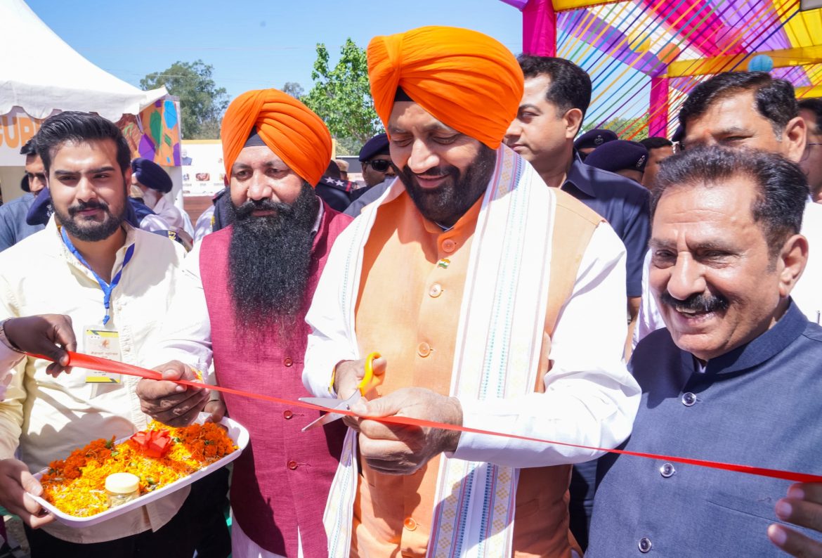 बैसाखी महोत्सव 2026: कुरुक्षेत्र में भव्य आयोजन का शुभारंभ, किसानों की मेहनत और खालसा पंथ की स्थापना को किया गया याद