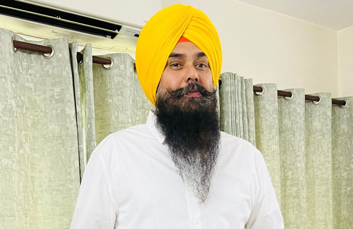 मालविंदर सिंह कंग: श्री अकाल तख्त साहिब के फैसलों पर सवाल उठाना सुखबीर बादल की हताशा का प्रतीक