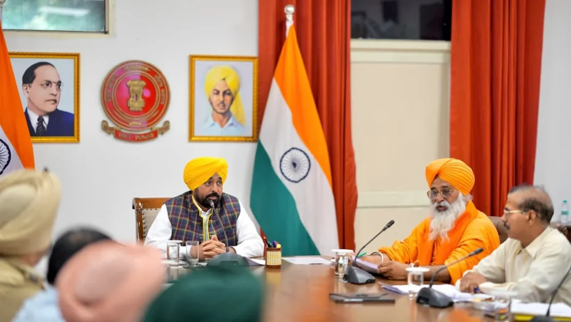 मुख्यमंत्री भगवंत सिंह मान ने डिप्टी कमिश्नरों को समय सीमा से पहले बाढ़ सुरक्षा कार्य पूरे करने के निर्देश दिए; कहा- सरकार जनता के साथ मजबूती से खड़ी है