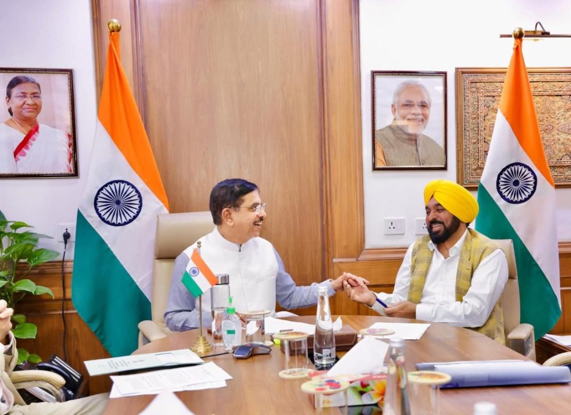 मुख्यमंत्री भगवंत सिंह मान: पंजाब को बकाया 9,000 करोड़ रुपए के आरडीएफ फंड जारी करने संबंधी सचिव स्तरीय बैठक की जाएगी