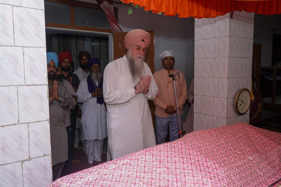 श्री गुरु ग्रंथ साहिब सम्मान (संशोधन) बिल 2026 पास होने पर कुलतार सिंह संधवां का आभार, विभिन्न गुरुद्वारों में मिला सम्मान