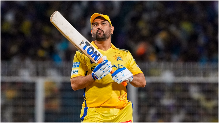 एमएस धोनी की वापसी पर बड़ा अपडेट: क्या आज DC के खिलाफ खेलेंगे माही? CSK कोच का बयान आया सामने