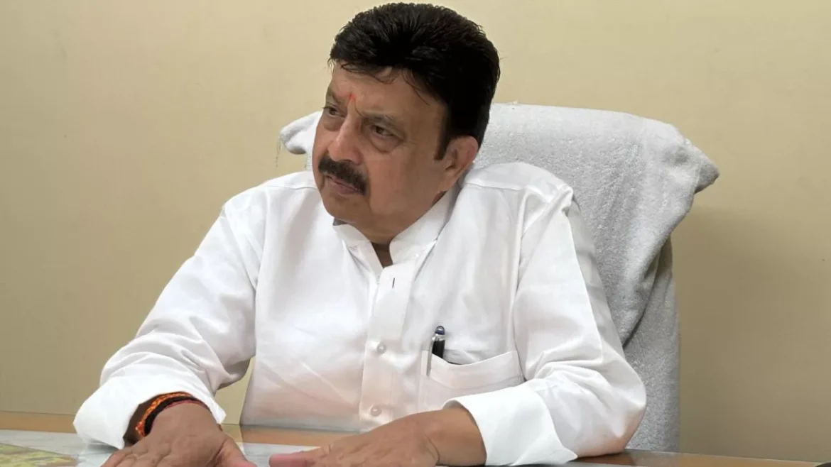 कैबिनेट मंत्री राव नरबीर सिंह ने सिंगल यूज प्लास्टिक पर सख्ती के दिए निर्देश, मुख्य स्टॉकिस्टों पर कार्रवाई तेज करने के आदेश