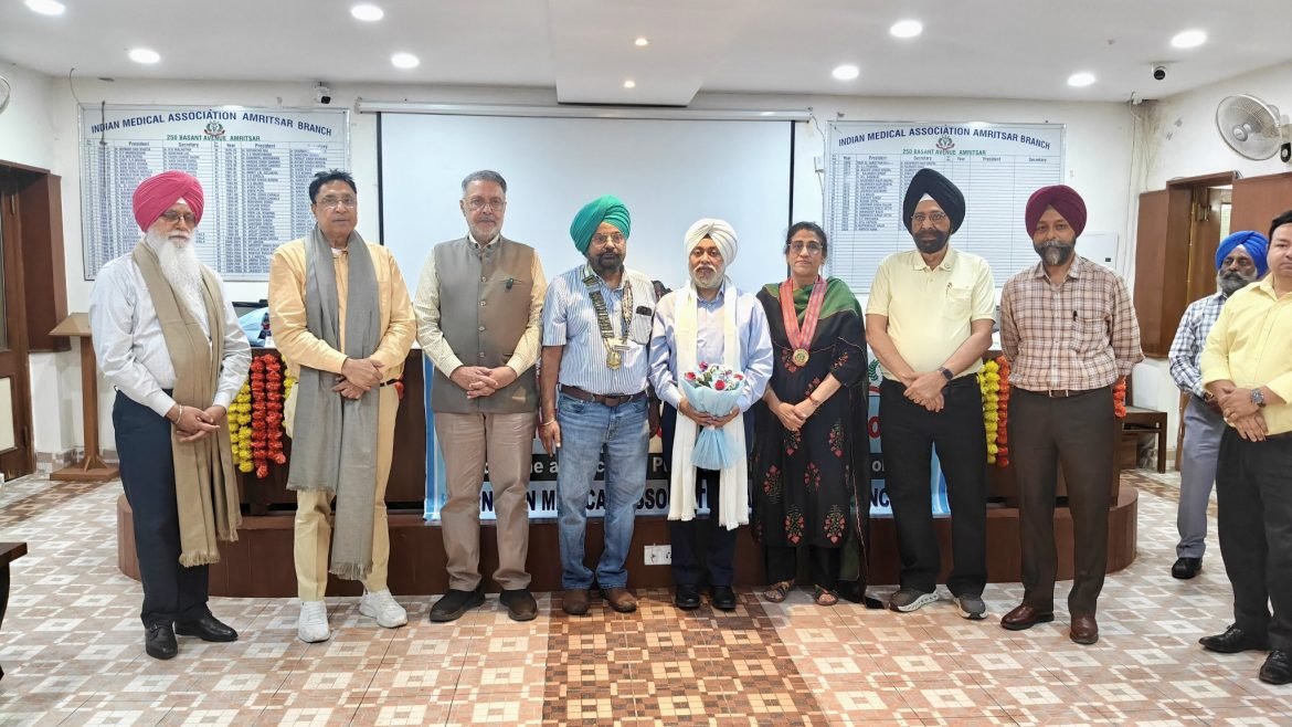 डॉ. बलबीर सिंह: अमृतसर में IMA के साथ अहम बैठक, स्वास्थ्य सेवाओं को मजबूत करने पर जोर