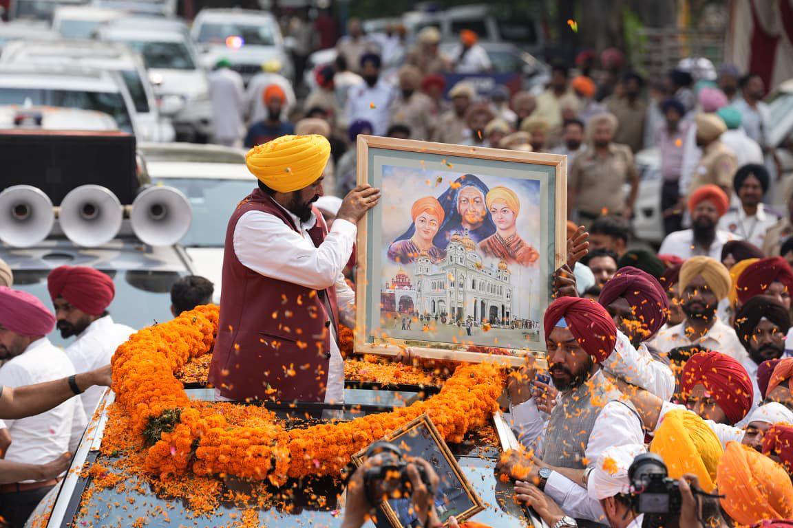 मुख्यमंत्री भगवंत सिंह मान: ‘शुक्राना यात्रा’ में लाखों संगतों ने शिरकत करके बेअदबी विरोधी ऐतिहासिक कानून के लिए अकाल पुरख का धन्यवाद किया