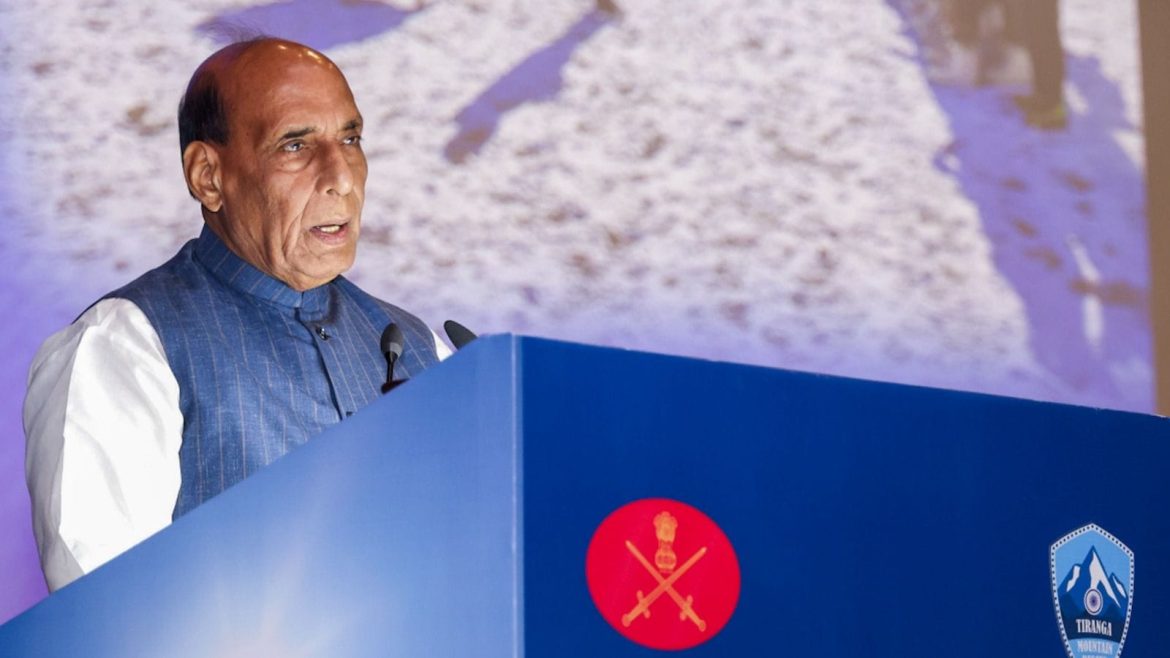राजनाथ सिंह ने तिरंगा माउंटेन रेस्क्यू टीम की शीतकालीन तैनाती की सफलता पर दी बधाई