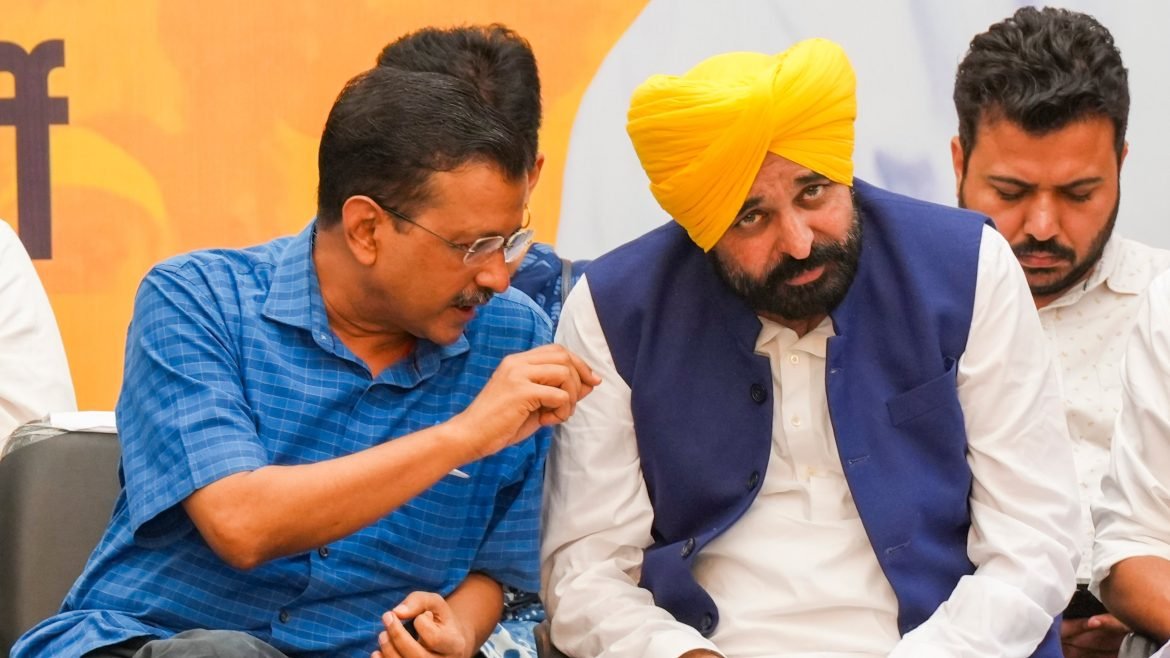 लुधियाना दौरे पर अरविंद केजरीवाल का दावा: पंजाब में AAP के पक्ष में मजबूत हुआ माहौल, विधानसभा चुनाव में रिकॉर्ड तोड़ प्रदर्शन का भरोसा