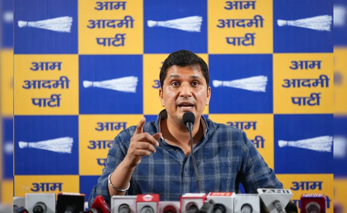 विवेक विहार अग्निकांड: सरकार पर लापरवाही और पीड़ितों को दोष देने के आरोप, सौरभ भारद्वाज ने उठाए गंभीर सवाल