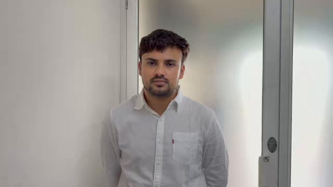 AAP डॉ. करन बारोट: गुजरात की जनता की आवाज बनने वाले और अधिक AAP नेताओं की गिरफ्तारी