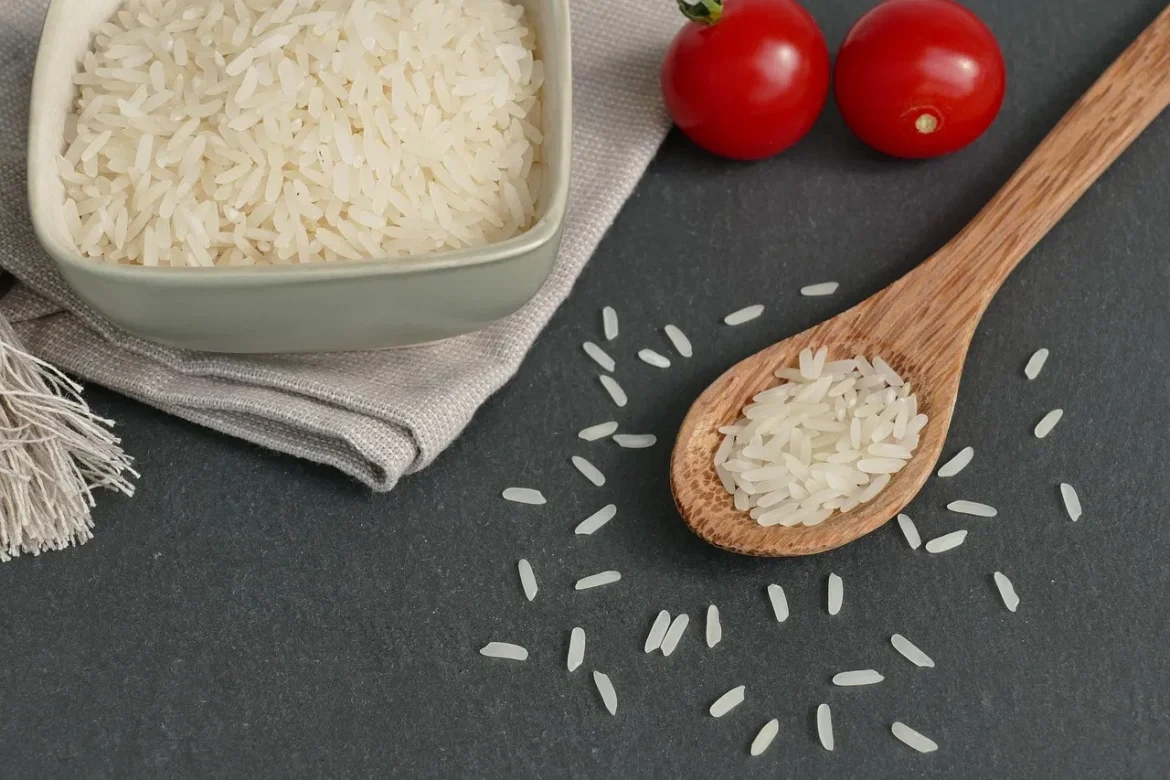 Sleepiness After Eating Rice: चावल खाने के बाद क्यों आने लगती है नींद? जानिए इसके पीछे का वैज्ञानिक कारण
