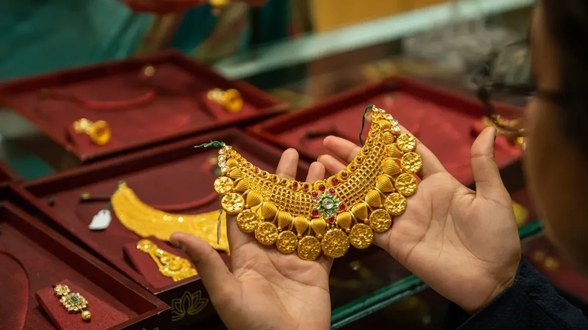 Gold-Silver Rate Today: सोने में बड़ी गिरावट, चांदी भी हुई सस्ती; जानें 9 जून 2026 के ताजा भाव