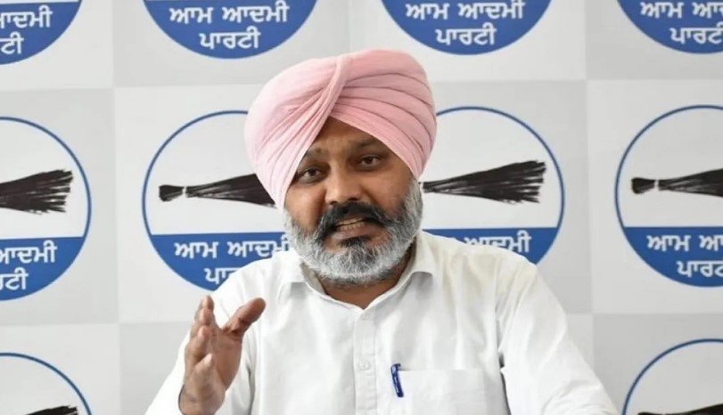 पंजाब में निजी स्कूलों की मनमानी फीस वृद्धि पर बड़ा ब्रेक: हरपाल सिंह चीमा ने दी अभिभावकों को राहत