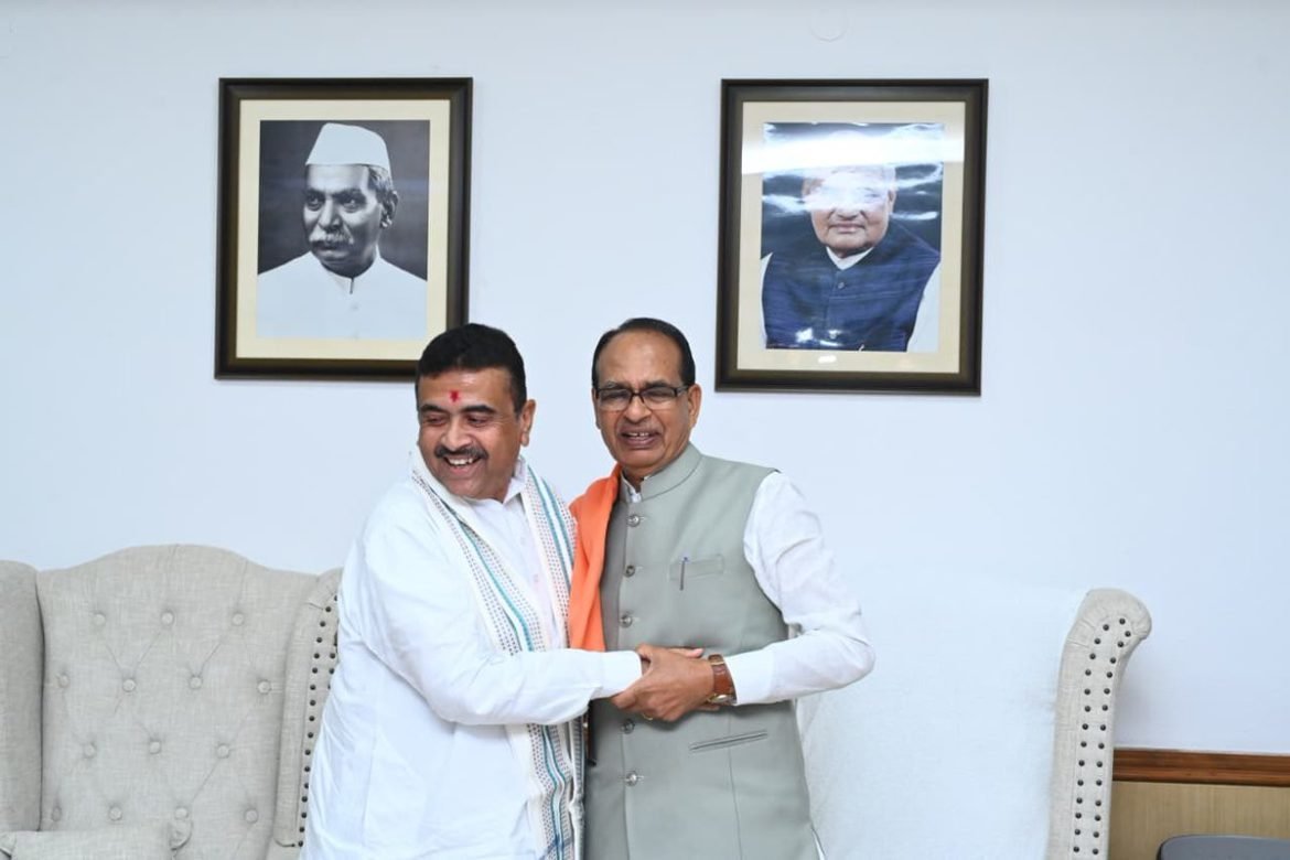 पश्चिम बंगाल को MGNREGS के तहत 153 लाख व्यक्ति-दिवसों की मंजूरी, ग्रामीण रोजगार को मिलेगा बड़ा सहारा