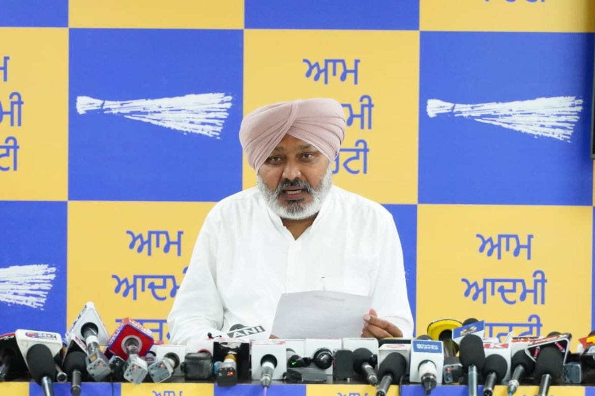 हरपाल सिंह चीमा: भाजपा का कानूनी सलाहकार नशे के साथ पकड़ा गया, भाजपा नेताओं ने पंजाब में सीधे तौर पर नशे बेचने शुरू कर दिए है