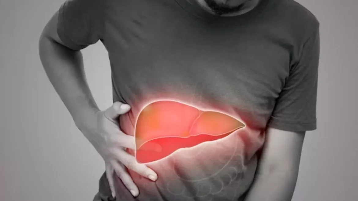 Hepatitis Risk: बिना लक्षण के लिवर को नुकसान पहुंचा सकता है हेपेटाइटिस, जानें कब जरूरी है जांच