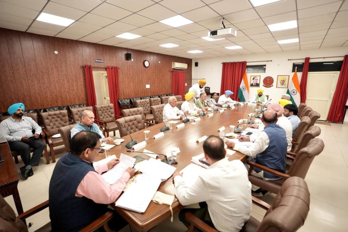 भगवंत मान सरकार ने पहले रद्द की गई अनधिकृत कॉलोनियों को नियमित करने के लिए दिया एक और मौका