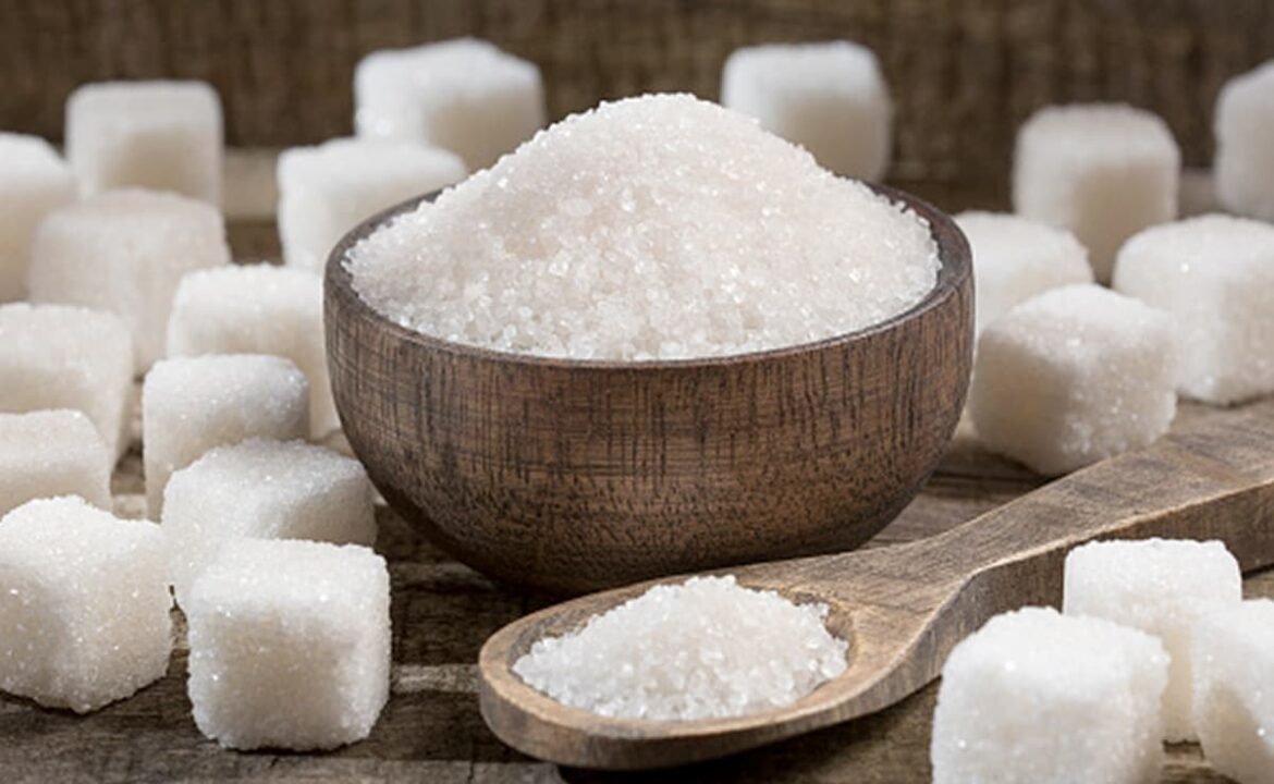 Diabetes Causes: क्या सफेद चीनी खाने से होती है डायबिटीज? जानें क्या कहती है मेडिकल रिसर्च