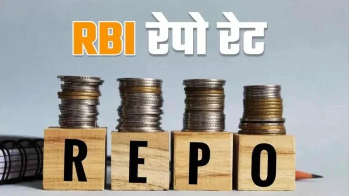 RBI Repo Rate Decision: रेपो रेट 5.25% पर बरकरार, नहीं बढ़ेगी EMI; जानें लोन ग्राहकों पर असर