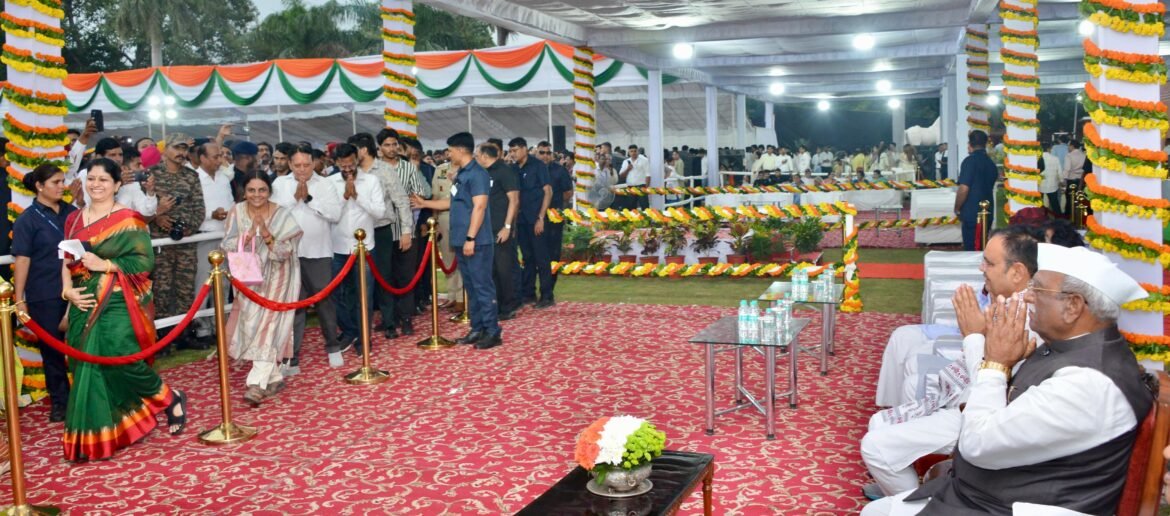 राज्यपाल श्री हरिभाऊ बागडे के सानिध्य में लोकभवन में 'एट होम' आयोजित