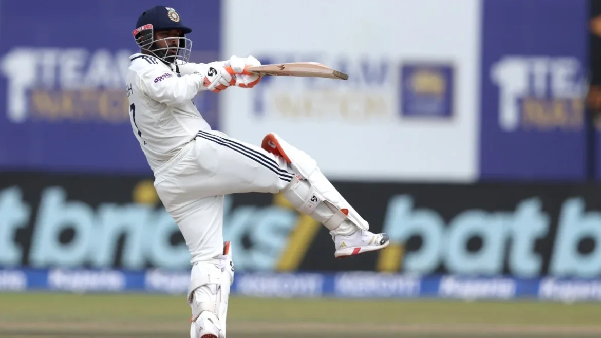 India vs Sri Lanka: ऋषभ पंत ने टेस्ट क्रिकेट में 100 छक्के पूरे कर रचा इतिहास
