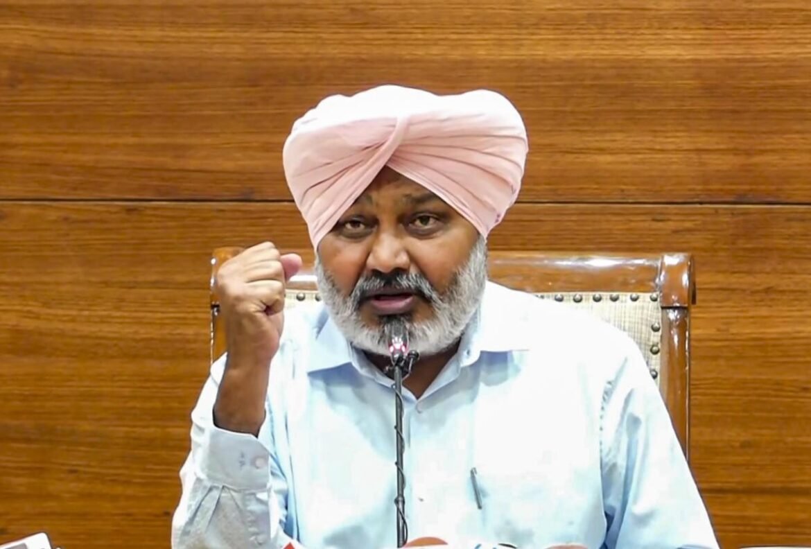 पंजाब सरकार हाई कोर्ट के डीए बकाया आदेश की कर रही समीक्षा, 8 लाख कर्मचारियों को भुगतान पर मंथन