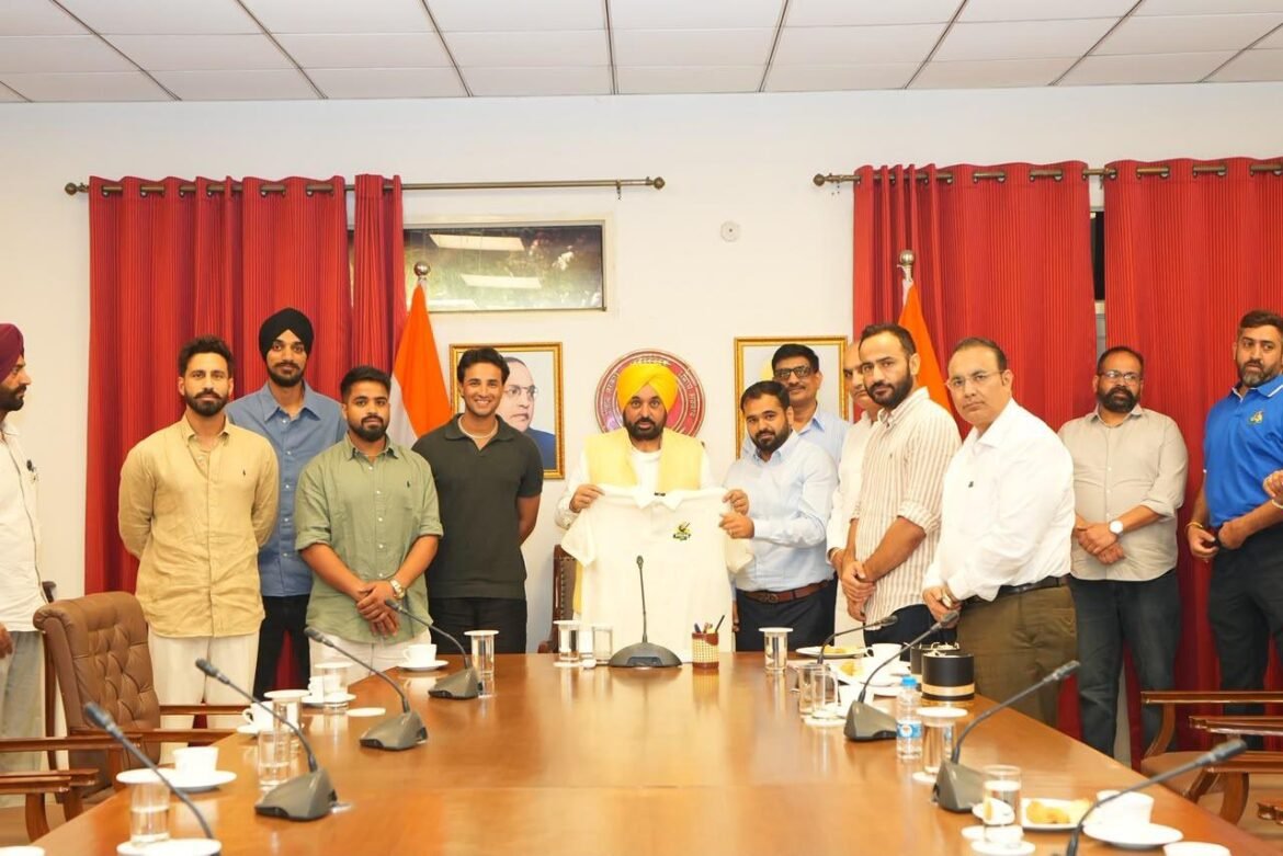 मुख्यमंत्री भगवंत मान ने Sher-e-Punjab T20 Cup के खिलाड़ियों का बढ़ाया हौसला, खेलों को लेकर कही बड़ी बात