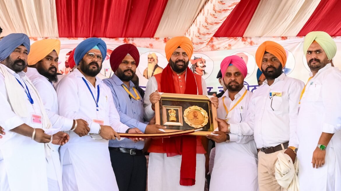 विमुक्त जाति समाज सम्मेलन में पहुंचे मुख्यमंत्री नायब सिंह सैनी, समान अवसर और अधिकारों पर दिया जोर
