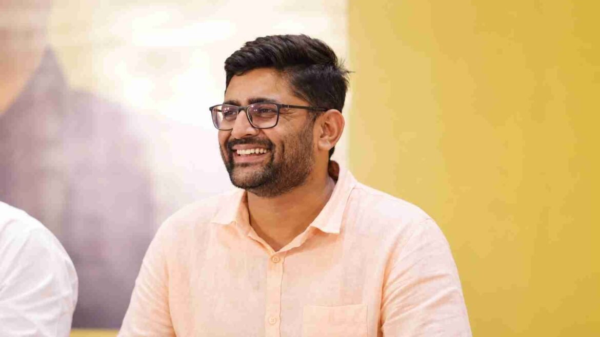 गोपाल इटालिया: विसावदर विधानसभा क्षेत्र के ठेकेदारों और अधिकारियों ने मिलकर सड़क की हत्या की