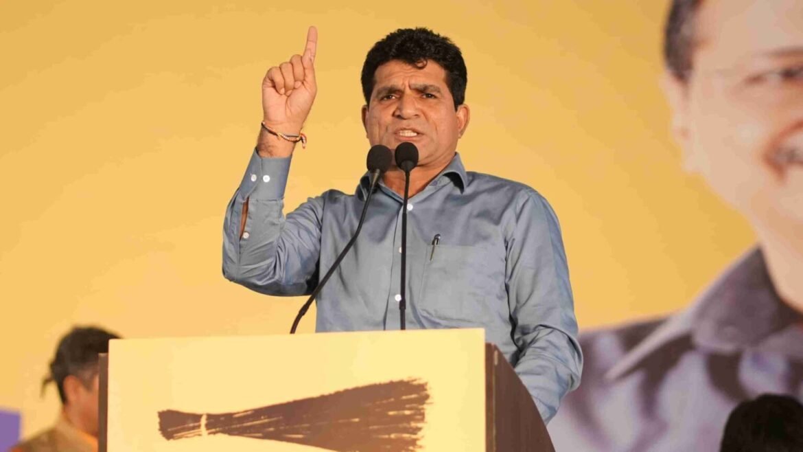 इसुदान गढ़वी: कल की कैबिनेट में दुष्काल घोषित नहीं हुआ तो आंदोलन का दूसरा चरण शुरू होगा