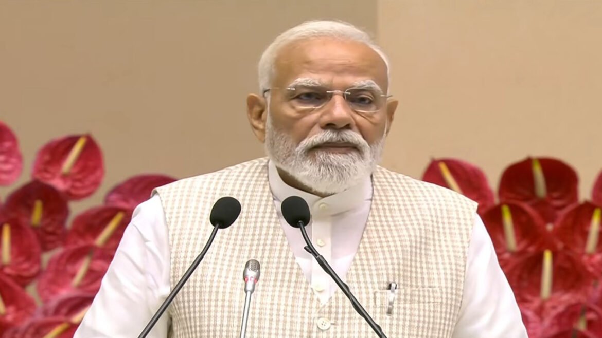 प्रधानमंत्री मोदी के जन्मदिन पर उमड़ी बधाइयां, अमित शाह बोले- ‘उनका जीवन तप और त्याग की मिसाल