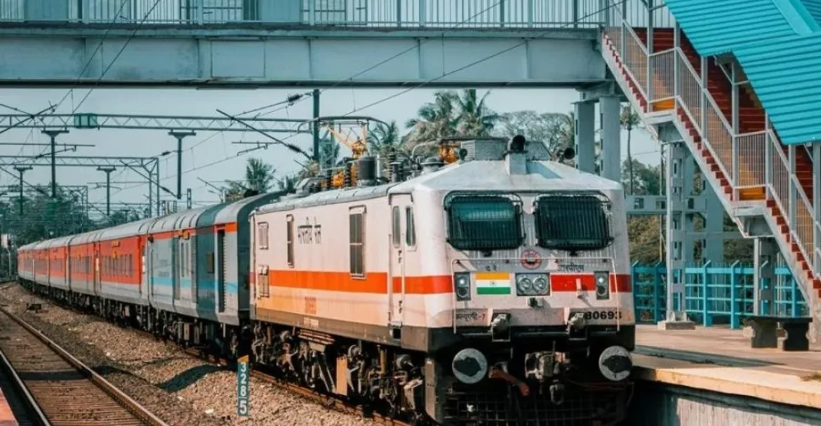 नई दिल्ली से एक खास ट्रेन कानपुर, प्रयागराज, बक्सर और आरा से दानापुर तक चलेगी। पूरा रूट और टाइम टेबल चेक करें