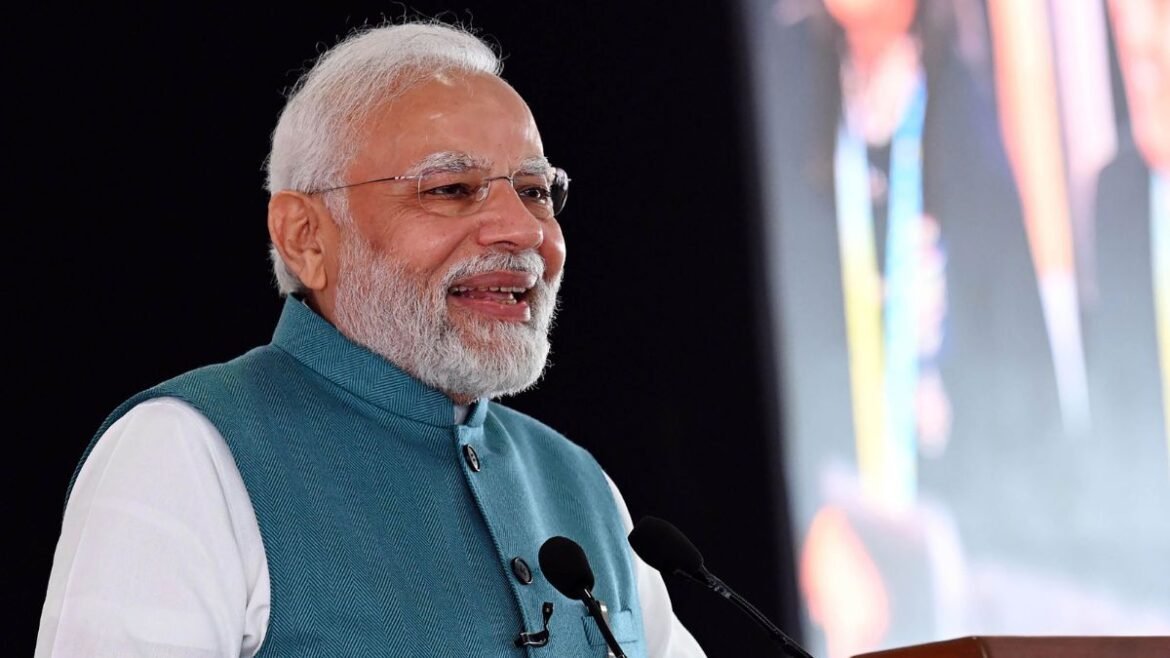 प्रधानमंत्री मोदी ने 51 हजार युवाओं को नियुक्ति पत्र बांटे, रोजगार की सौगात