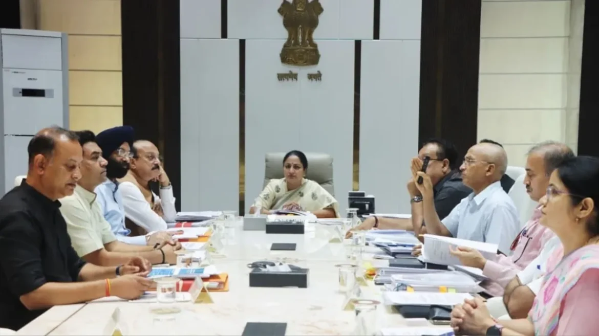 सशक्तीकरण: दिल्ली में आशा कार्यकर्ताओं को अब 6000 रुपये मिलेंगे, रेखा सरकार ने प्रोत्साहन राशि को दोगुना किया